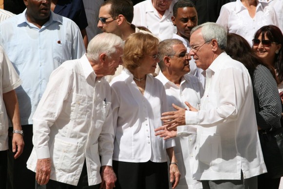 James Carter con Eusebio Leal en La Habana Vieja.